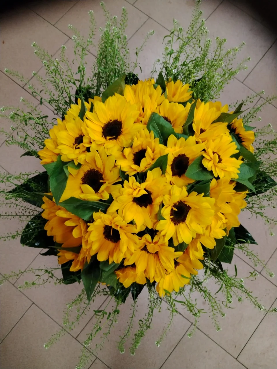 Un mazzo di girasoli. Il colore del sole